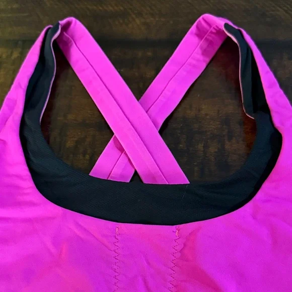 Lululemon Pink Sports Bra sz 10 - Picture 2 of 5